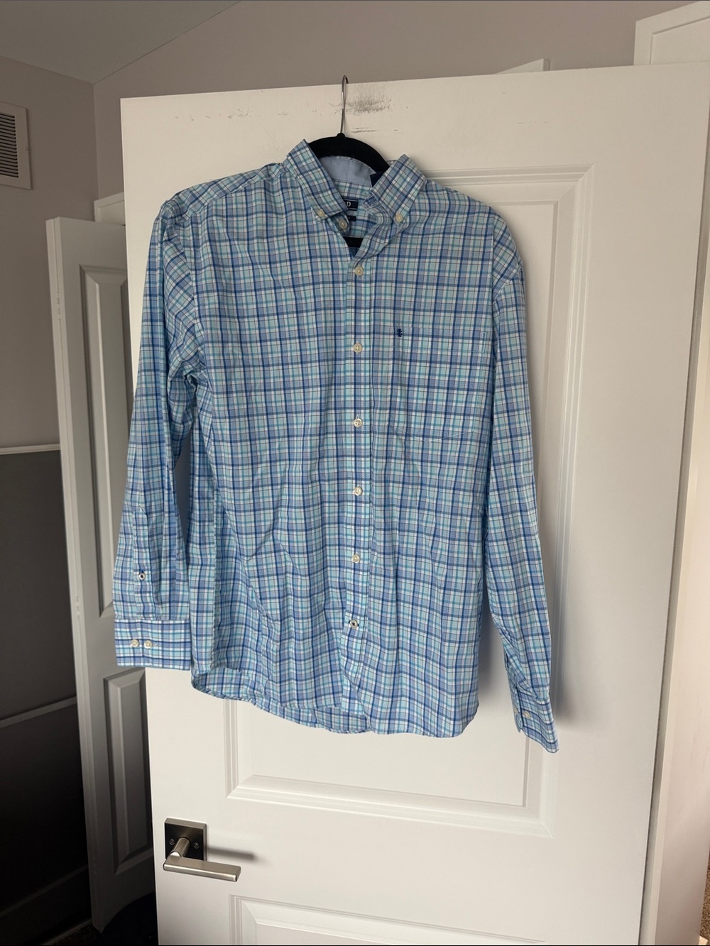 NWOT Men’s Izod Premium Essentials Shirt size S